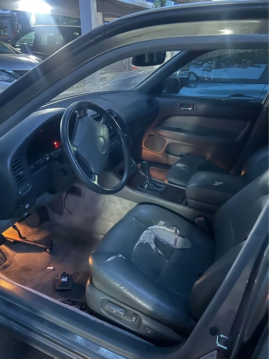 1996 Lexus LS 2nd Gen - Image 4 of 5