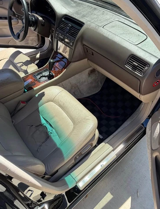 1996 Lexus LS 2nd Gen - Image 7 of 10