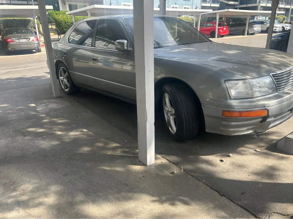 1996 Lexus LS 2nd Gen - Image 3 of 5