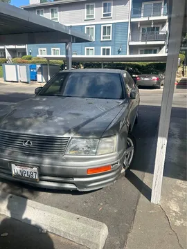 1996 Lexus LS 400 Sedan 4D