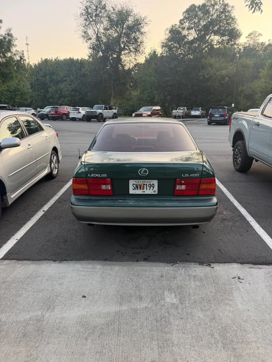 1996 Lexus LS 2nd Gen - Image 5 of 11