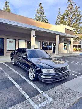 1996 Lexus LS 400 Sedan 4D