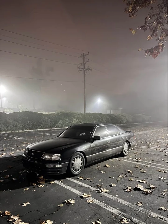 1996 Lexus LS 2nd Gen - Image 7 of 13