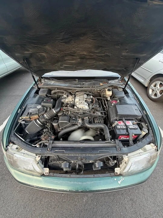 1996 Lexus LS 2nd Gen - Image 10 of 11