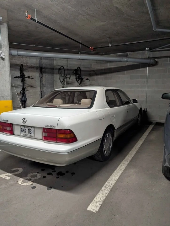 1996 Lexus LS 2nd Gen - Image 2 of 7