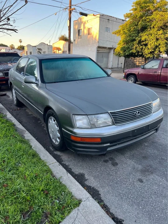 1996 Lexus LS 2nd Gen - Image 3 of 9