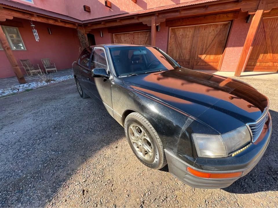 1996 Lexus LS 2nd Gen - Image 2 of 9