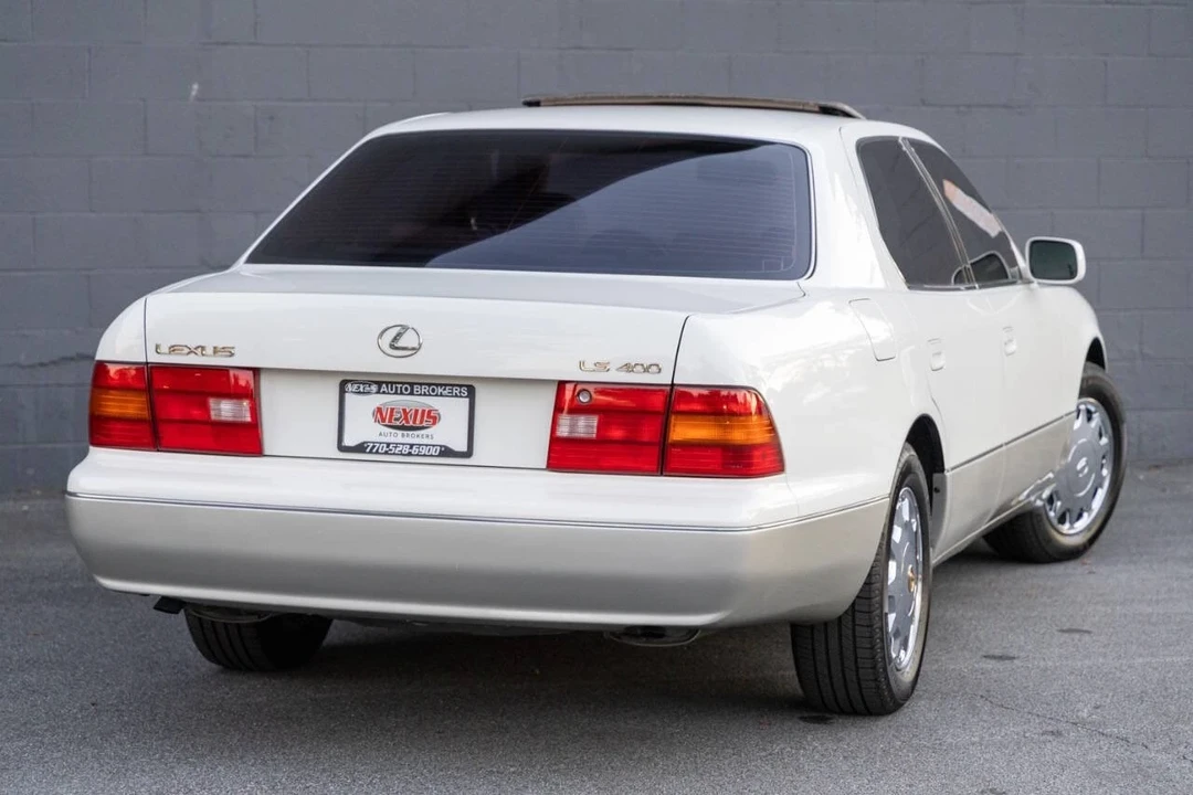 1996 Lexus LS 2nd Gen - Image 4 of 21