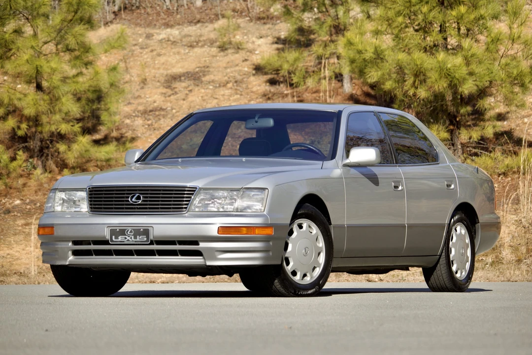 1996 Lexus LS 2nd Gen - Image 3 of 31