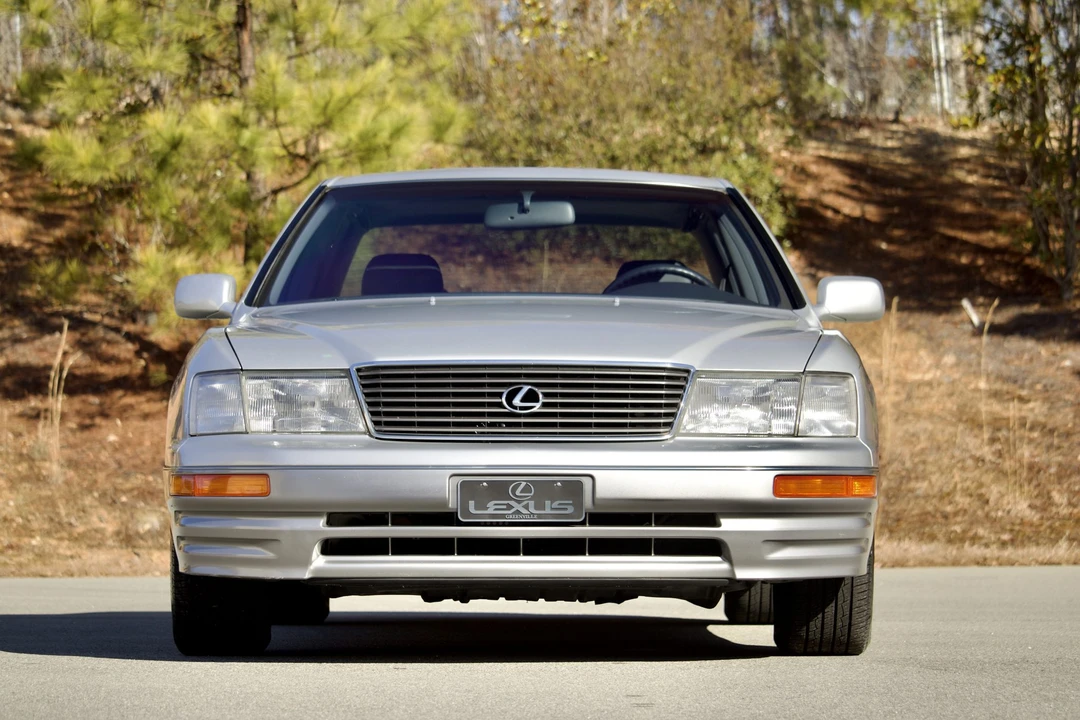 1996 Lexus LS 2nd Gen - Image 6 of 31