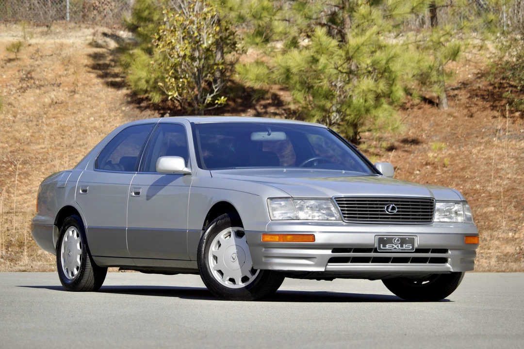 1996 Lexus LS 2nd Gen - Image 10 of 31