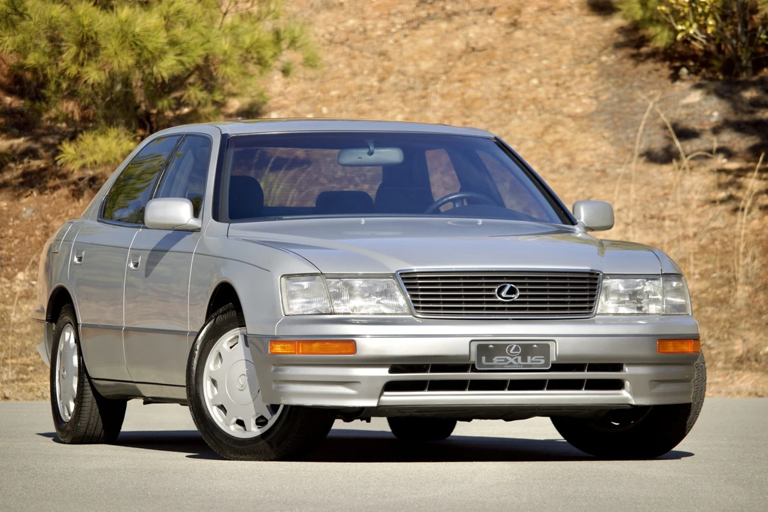 1996 Lexus LS 2nd Gen - Image 7 of 31