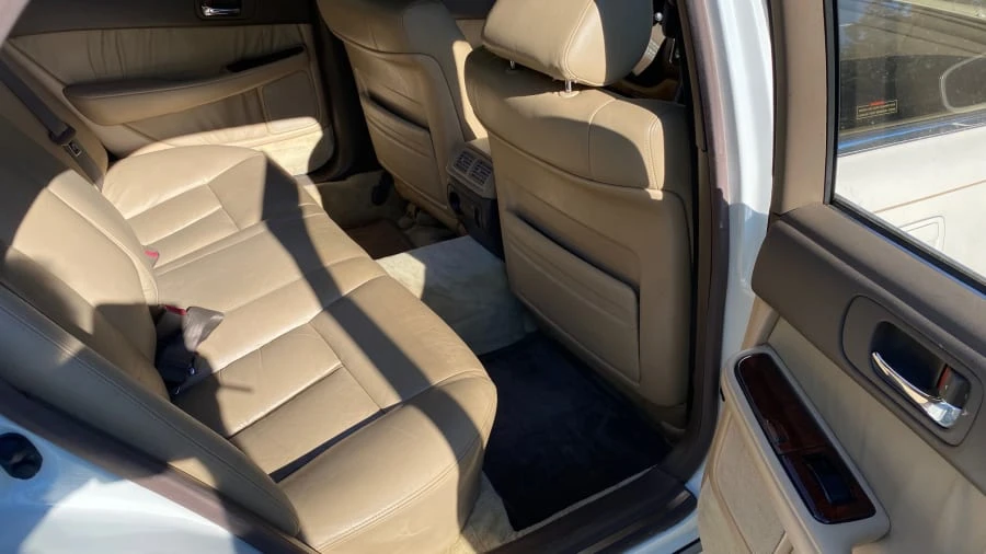 1996 Lexus LS 2nd Gen - Image 5 of 13