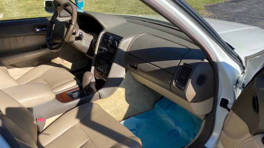 1996 Lexus LS 2nd Gen - Image 4 of 13