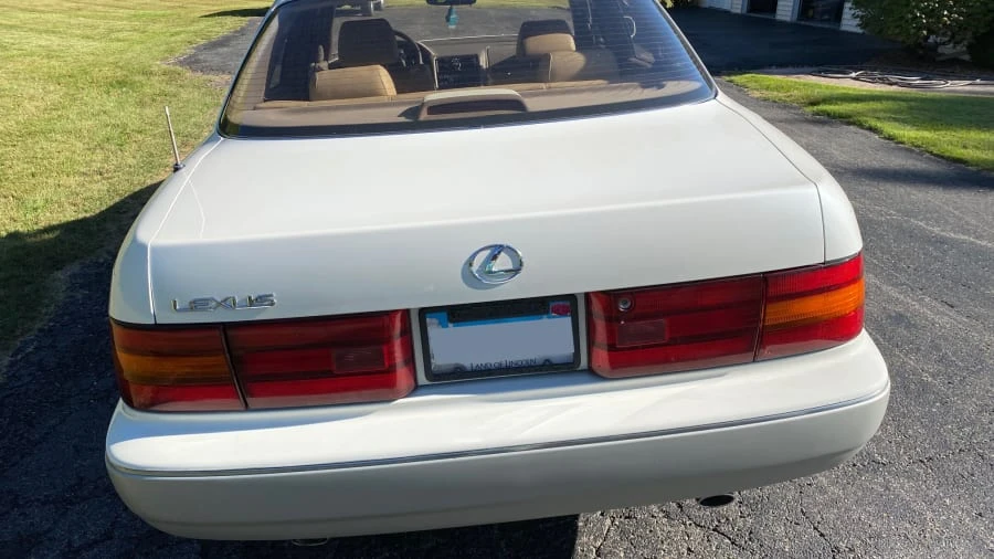 1996 Lexus LS 2nd Gen - Image 10 of 13