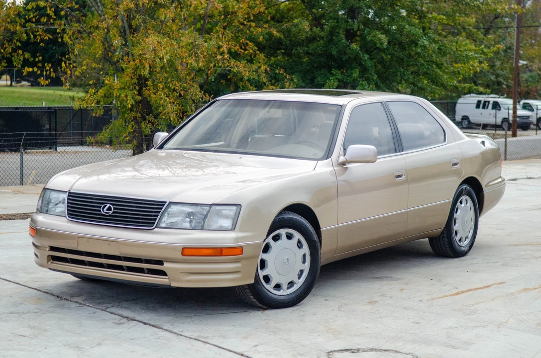 1996 Lexus LS 2nd Gen - Image 10 of 31