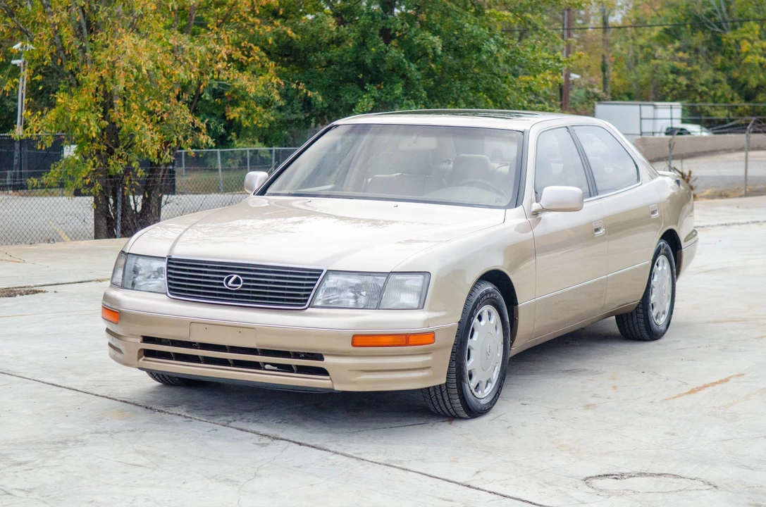 1996 Lexus LS 2nd Gen - Image 8 of 31