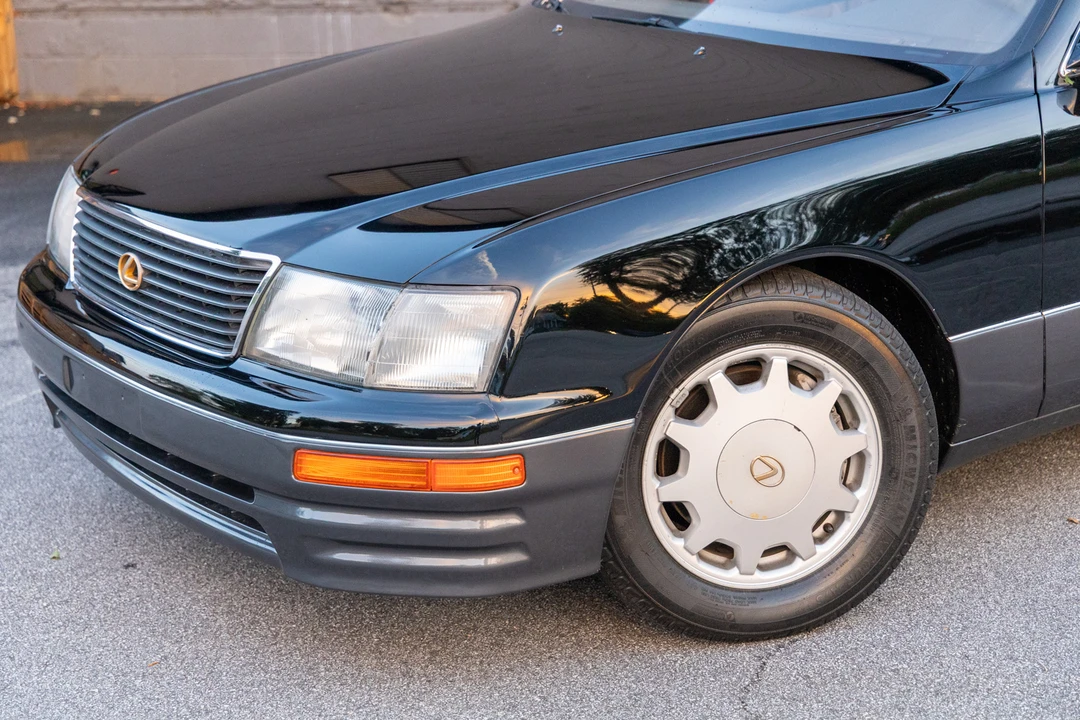 1996 Lexus LS 2nd Gen - Image 28 of 31