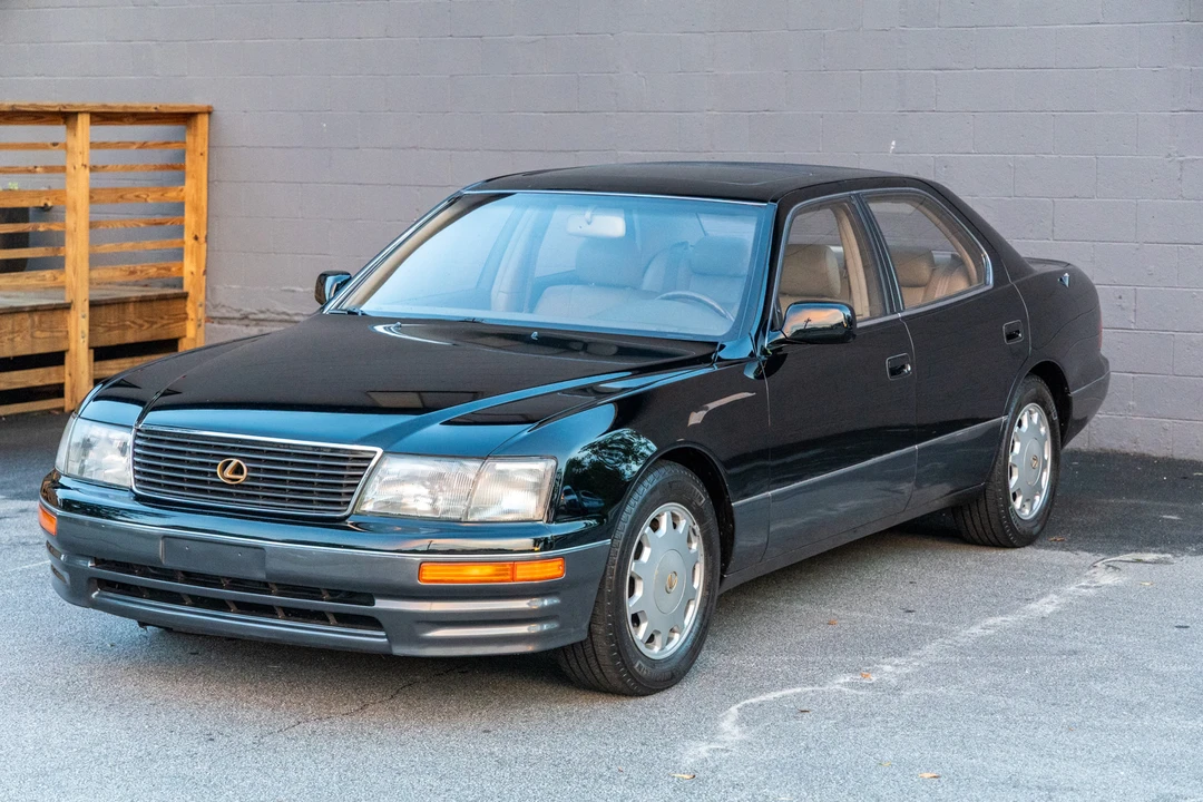 1996 Lexus LS 2nd Gen - Image 5 of 31
