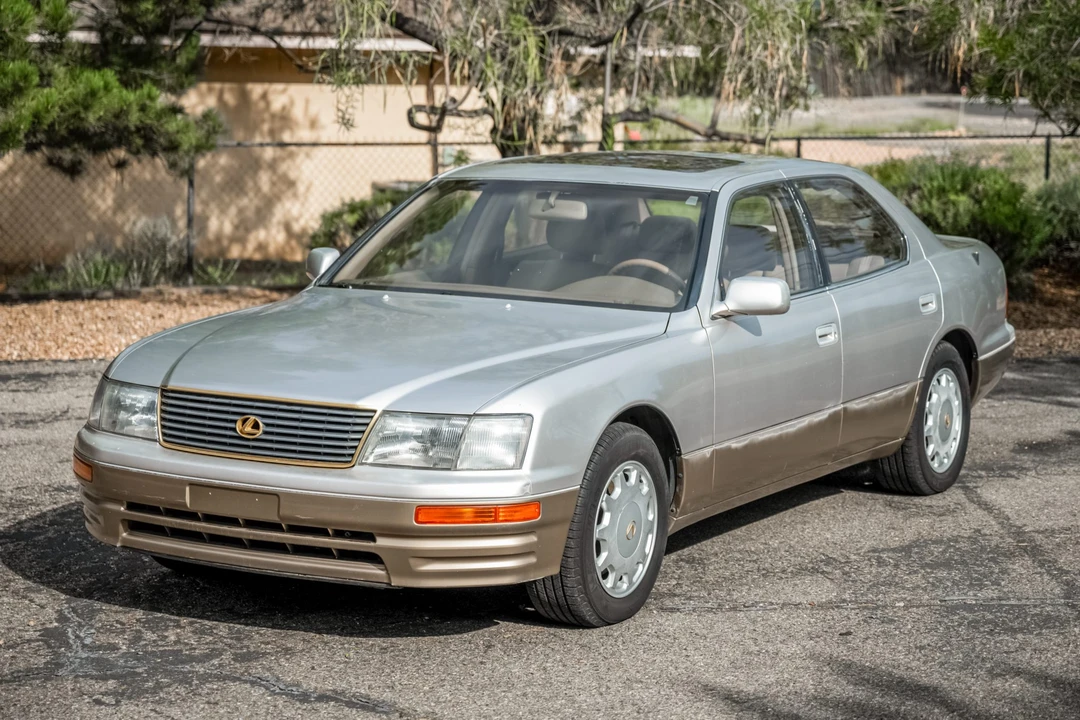 1996 Lexus LS 1st Gen - Image 2 of 31