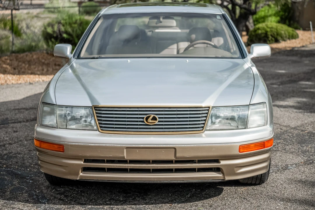 1996 Lexus LS 1st Gen - Image 10 of 31