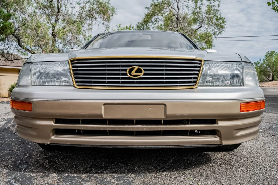 1996 Lexus LS 1st Gen - Image 11 of 31