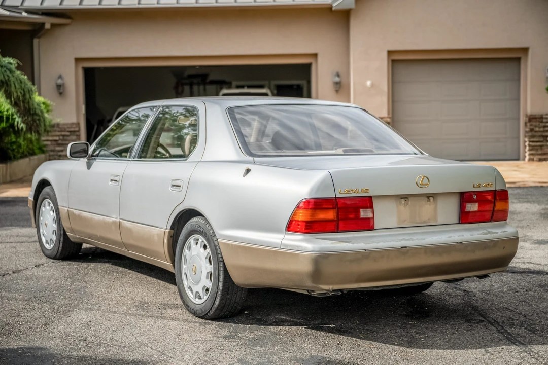 1996 Lexus LS 1st Gen - Image 4 of 31