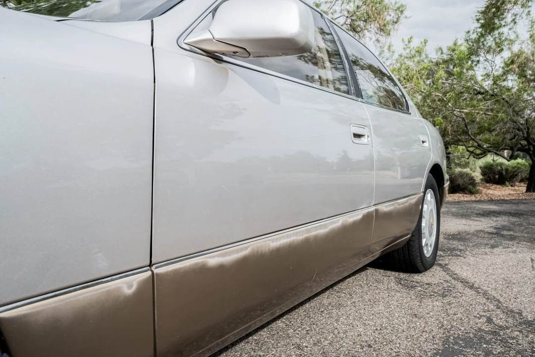 1996 Lexus LS 1st Gen - Image 18 of 31