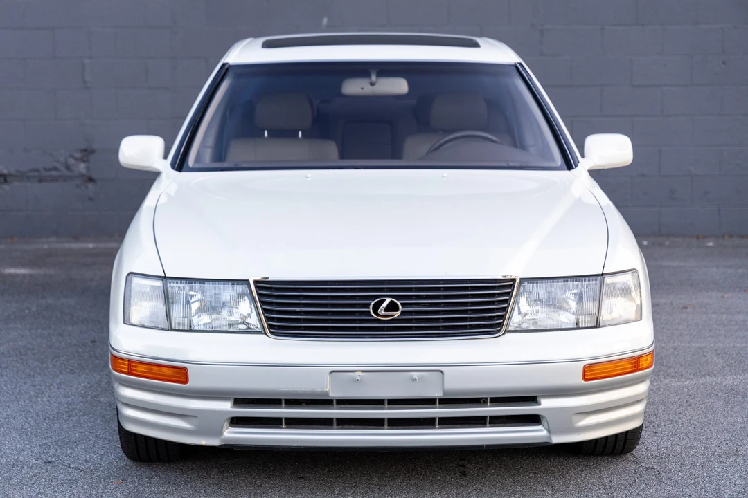 1996 Lexus LS 2nd Gen - Image 8 of 31