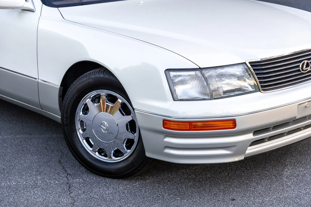 1996 Lexus LS 2nd Gen - Image 31 of 31