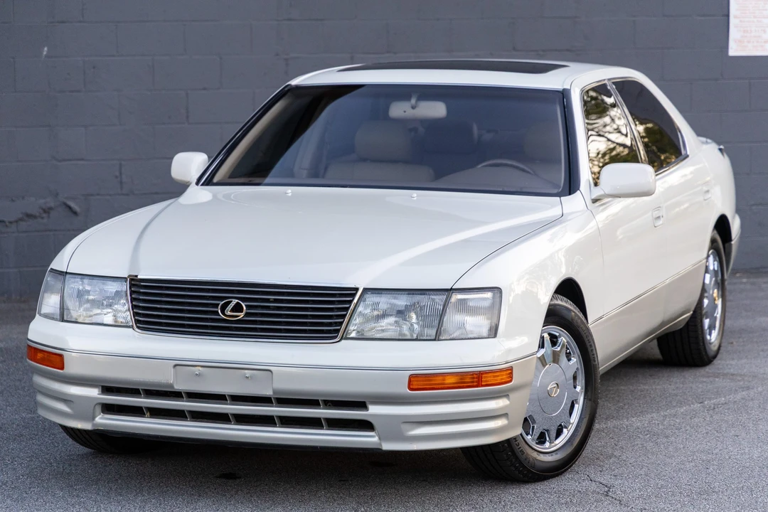 1996 Lexus LS 2nd Gen - Image 6 of 31