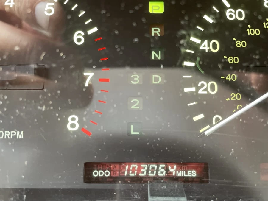 1996 Lexus LS 2nd Gen - Image 11 of 14
