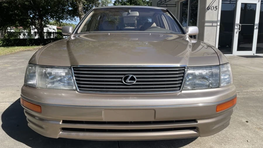 1996 Lexus LS 2nd Gen - Image 3 of 14