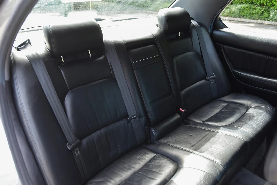 1996 Lexus LS 2nd Gen - Image 6 of 30
