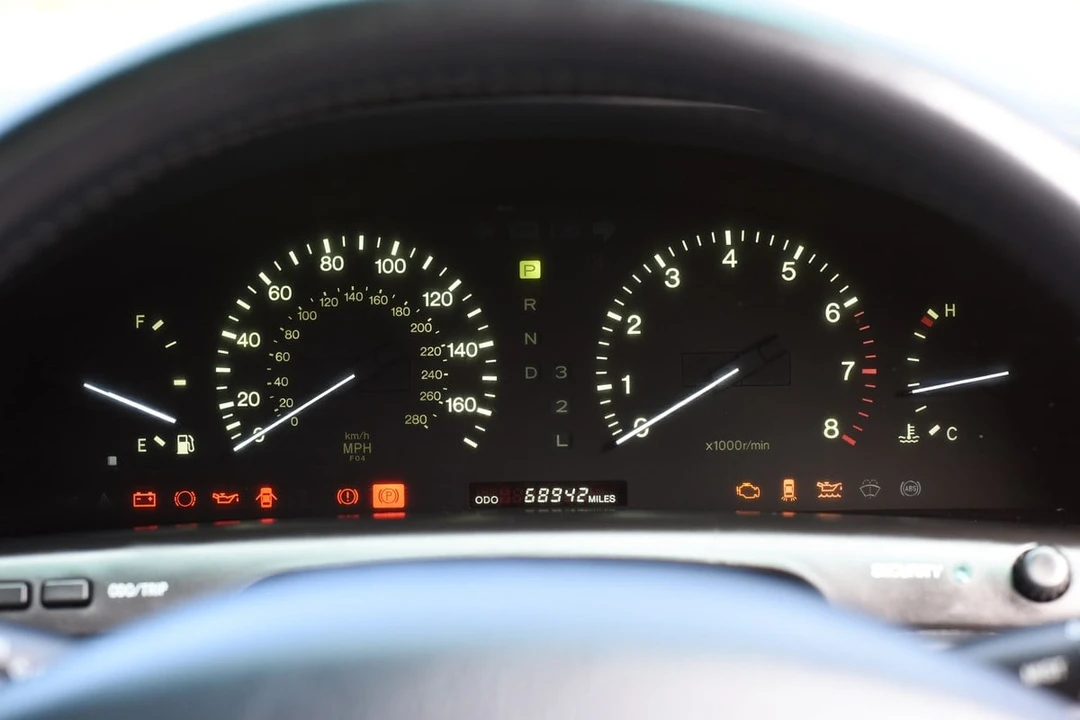1996 Lexus LS 2nd Gen - Image 29 of 30