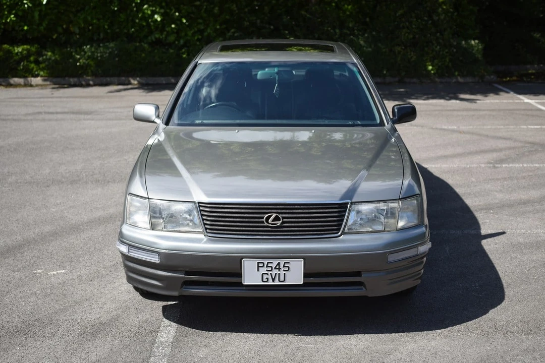 1996 Lexus LS 2nd Gen - Image 7 of 30