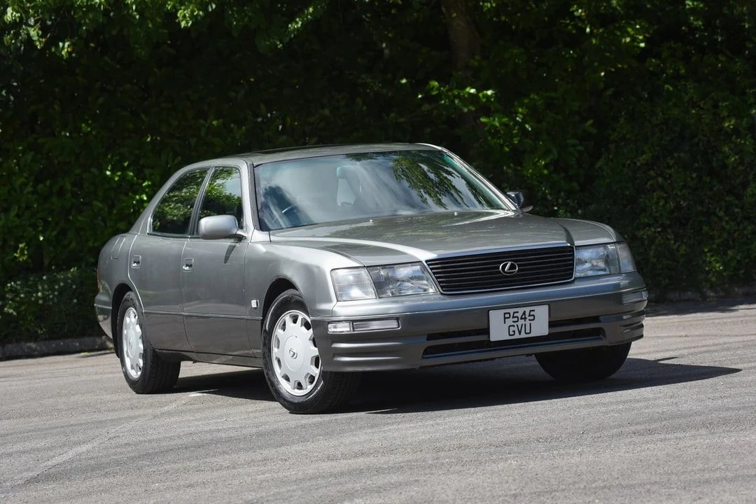 1996 Lexus LS 2nd Gen - Image 8 of 30