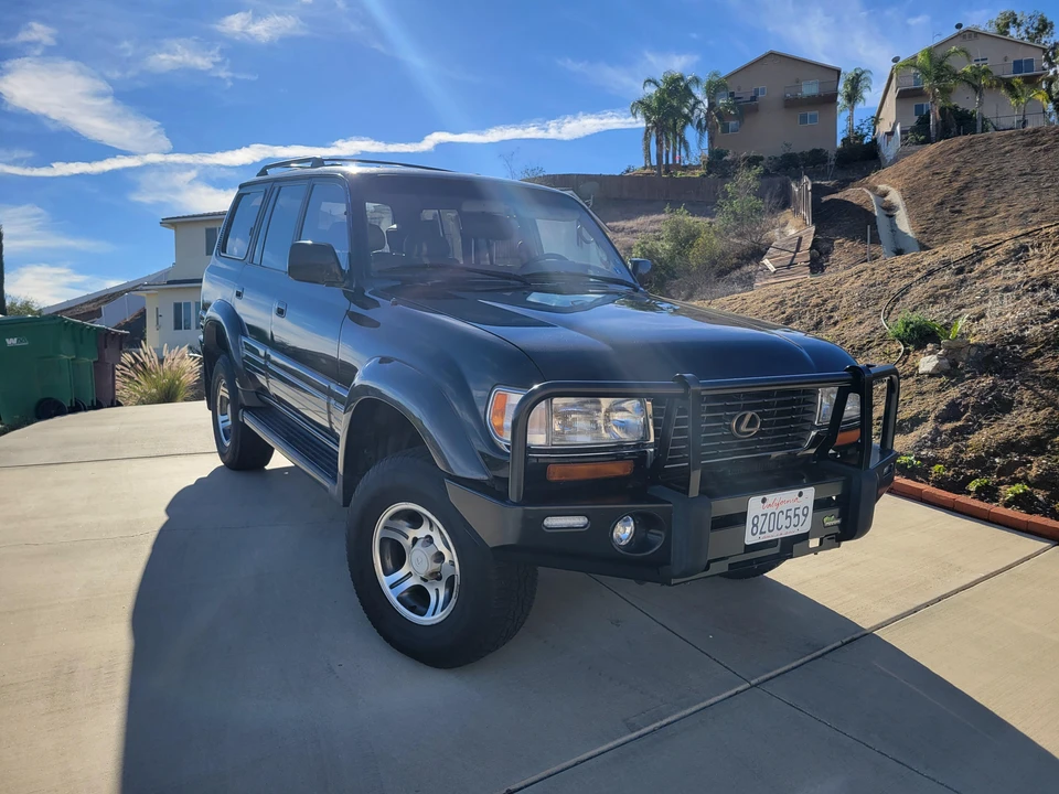 1996 Lexus LX 1st Gen - Image 12 of 19