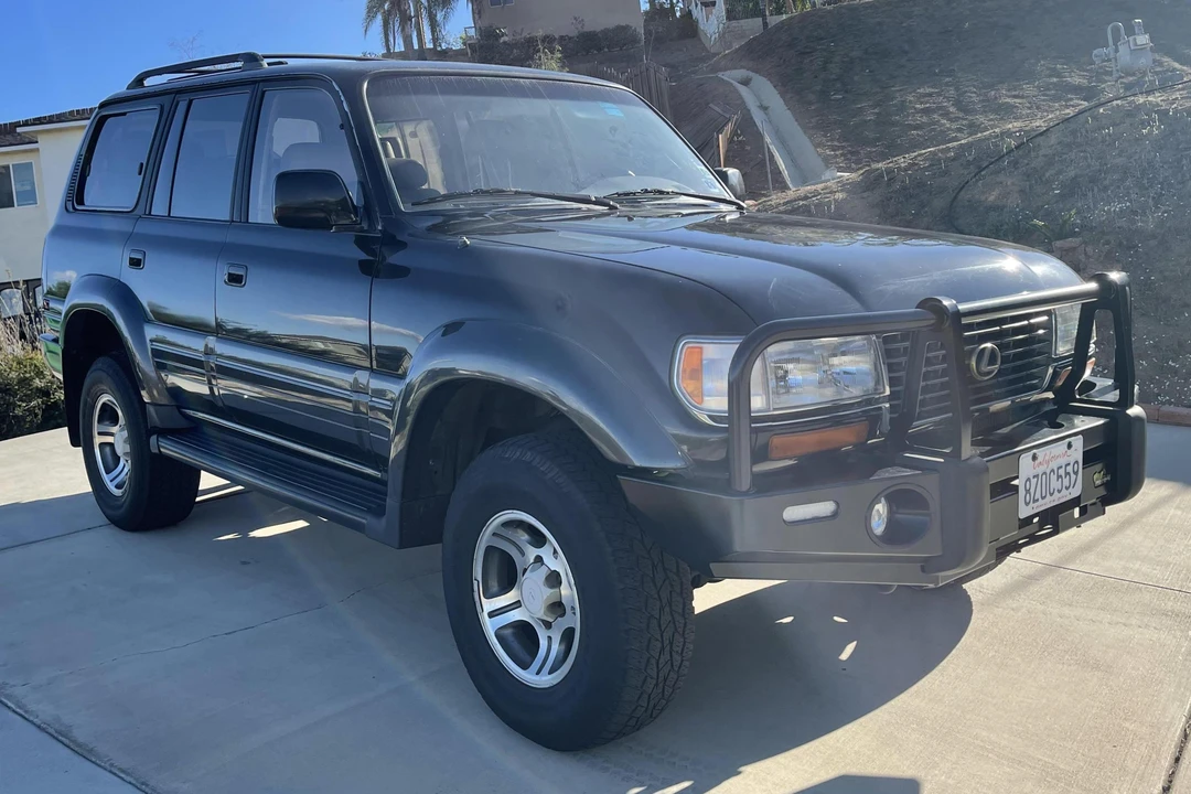 1996 Lexus LX 1st Gen - Image 3 of 19