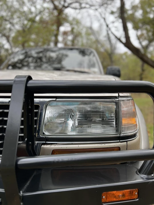 1996 Lexus LX 1st Gen - Image 11 of 31