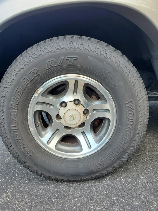 1996 Lexus LX 1st Gen - Image 27 of 31