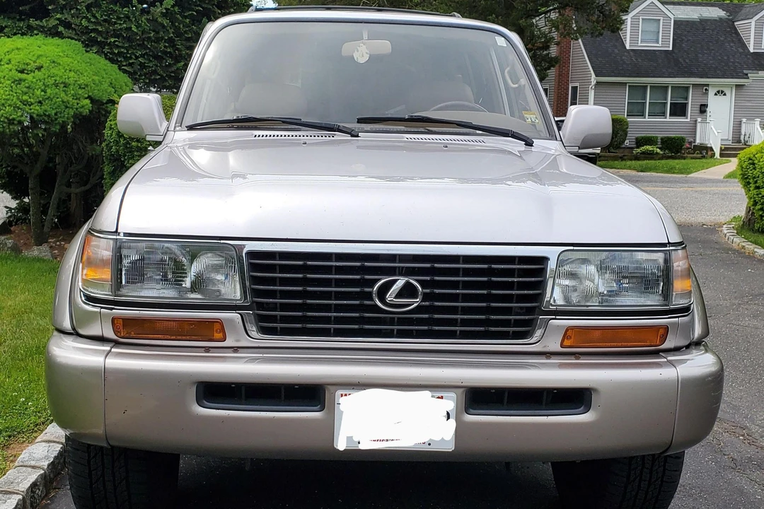 1996 Lexus LX 1st Gen - Image 2 of 31