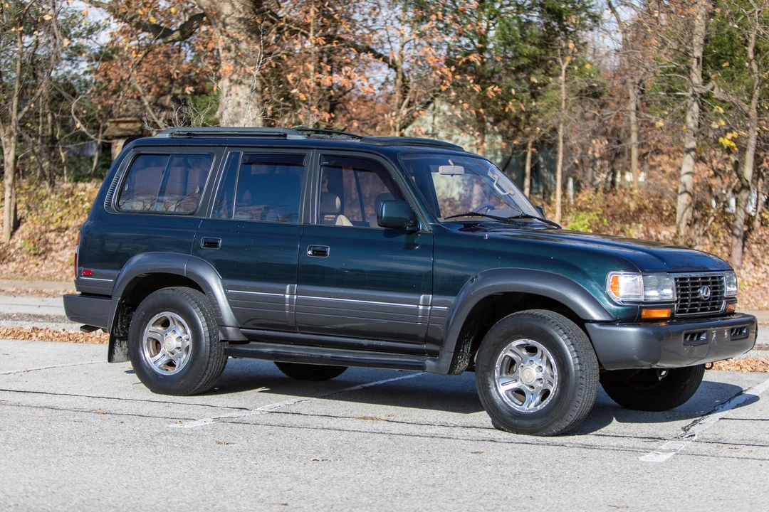 1996 Lexus LX 1st Gen - Image 11 of 31