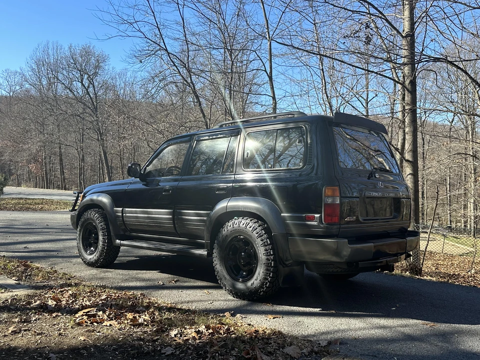 1996 Lexus LX 1st Gen - Image 12 of 31