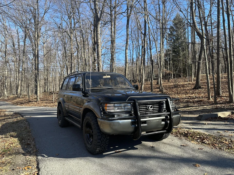 1996 Lexus LX 1st Gen - Image 28 of 31