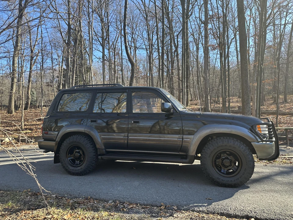 1996 Lexus LX 1st Gen - Image 22 of 31