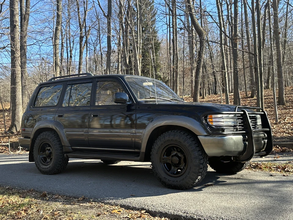 1996 Lexus LX 1st Gen - Image 24 of 31