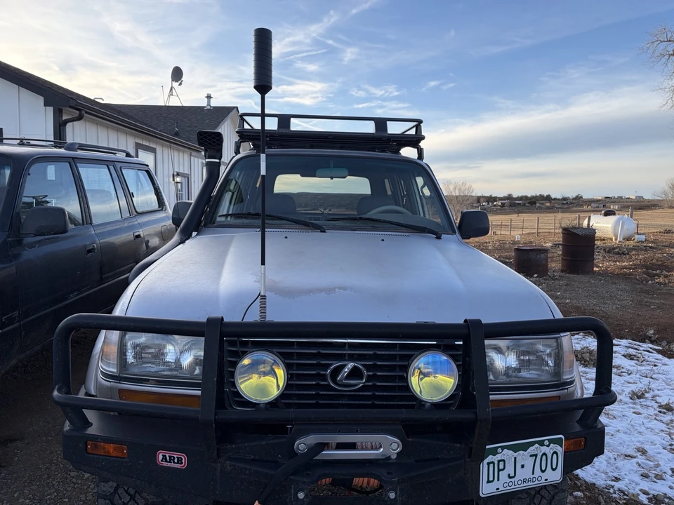 1996 Lexus LX 1st Gen - Image 10 of 18