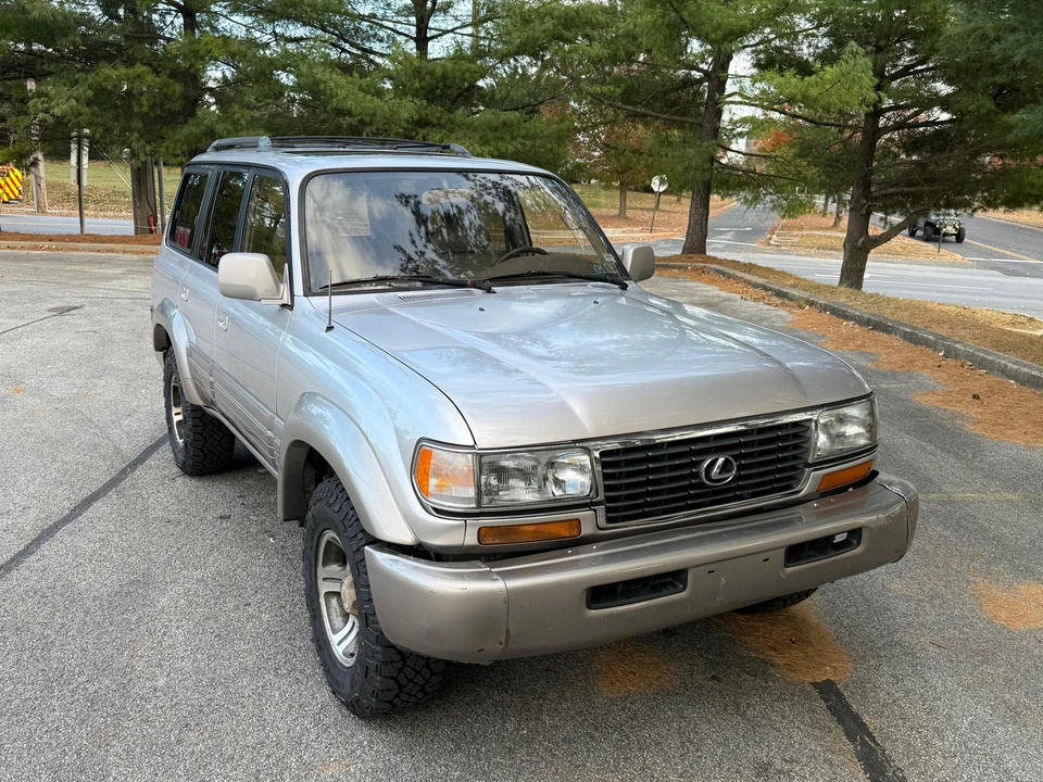 1996 Lexus LX 1st Gen - Image 30 of 31