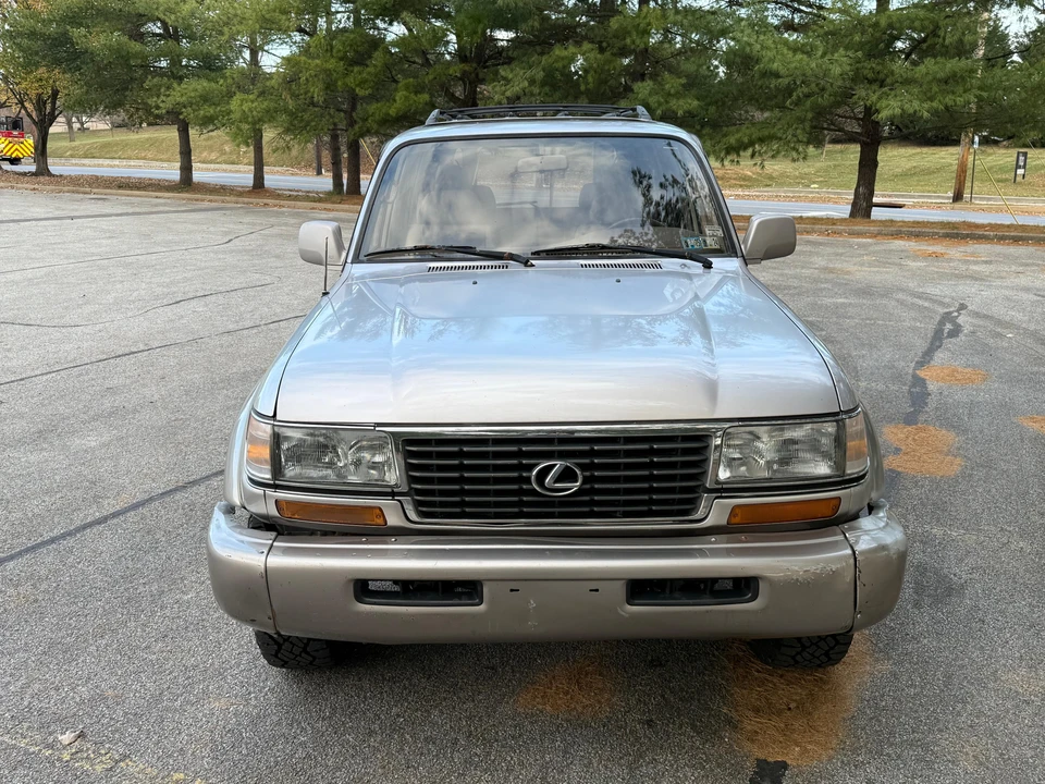 1996 Lexus LX 1st Gen - Image 6 of 31
